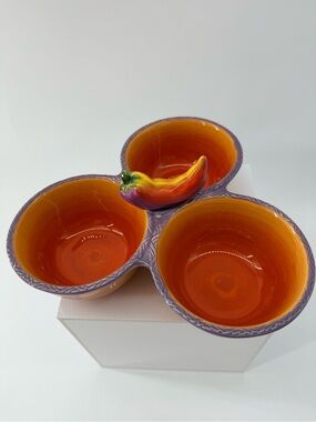 Three-Section Ceramic Serving Bowl with Chili Accent - Orange